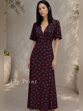 Red Lip Print Maxi Dress Black Novelty V-Neck Flowy Date Night Size 6